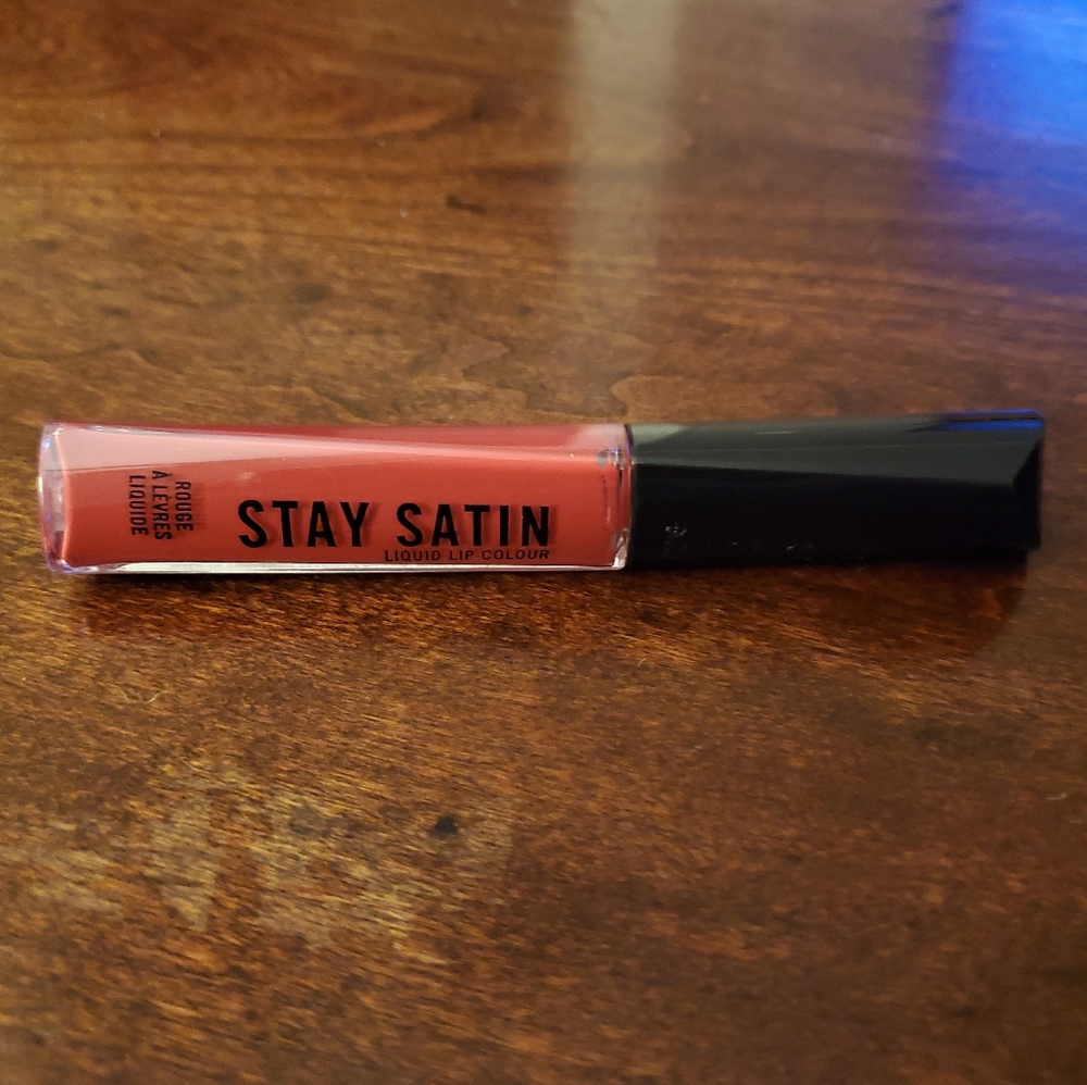 Rimmel London Stay Satin Lipstick #800 Rad - Picture 2 of 3